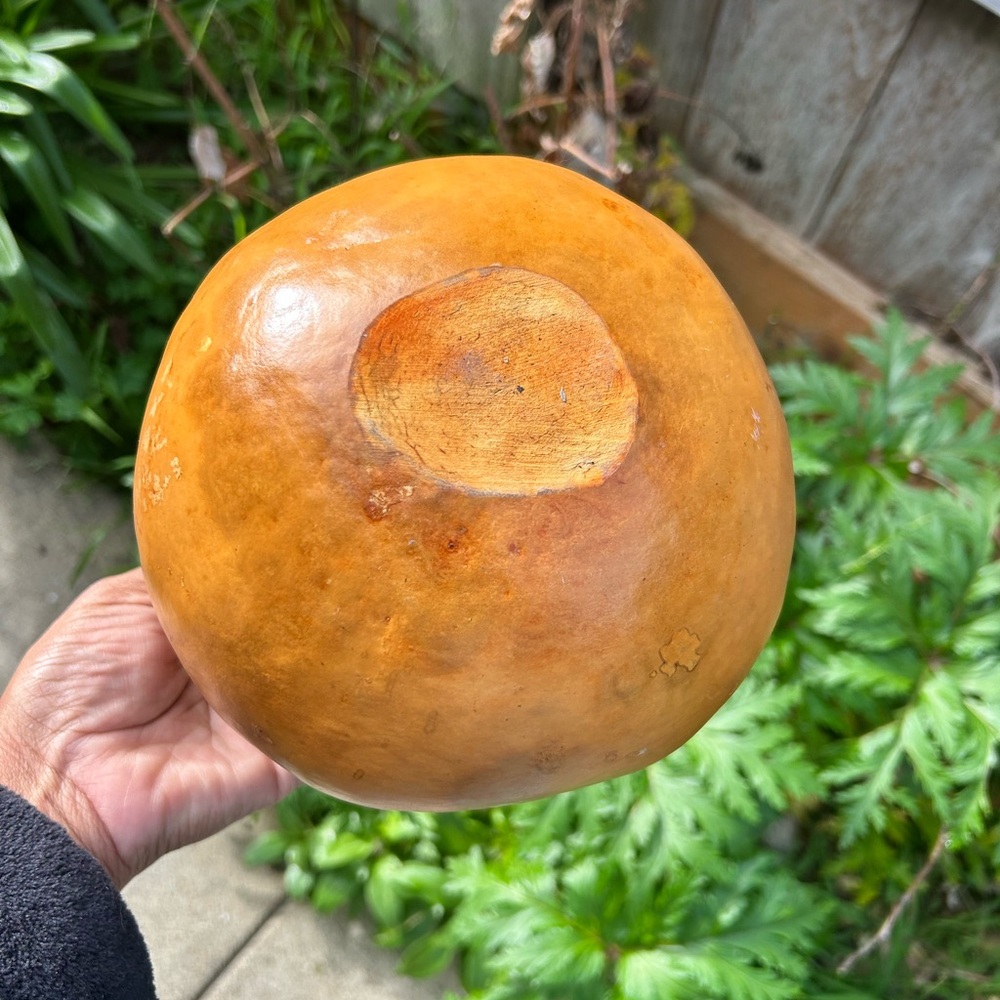 Handcrafted Brown Gourd Vase - Picture 5 of 6